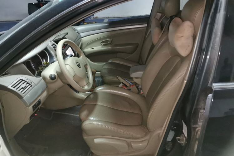 Used Nissan Sylphy 2012 Classic 1.6XL Manual Luxury Edition Left Front Seat