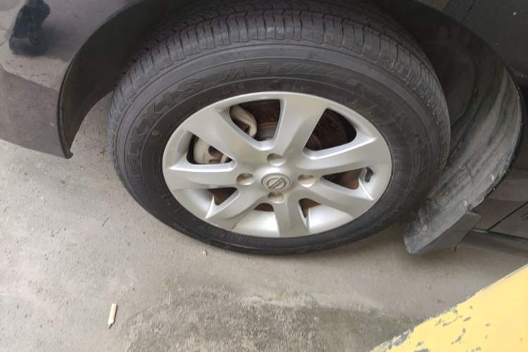 Used Nissan Sylphy 2012 Classic 1.6XE Automatic Comfort Edition Left Front Wheel Hub