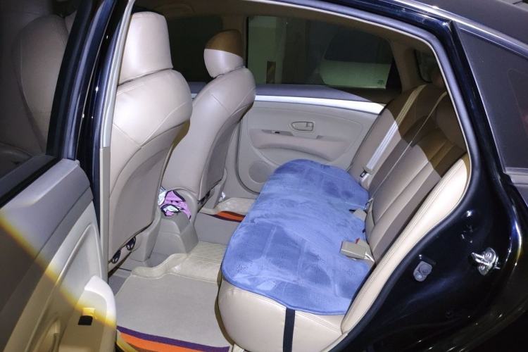 Used Nissan Sylphy 2012 Classic 1.6XE Manual Comfort Edition Left Rear Seat