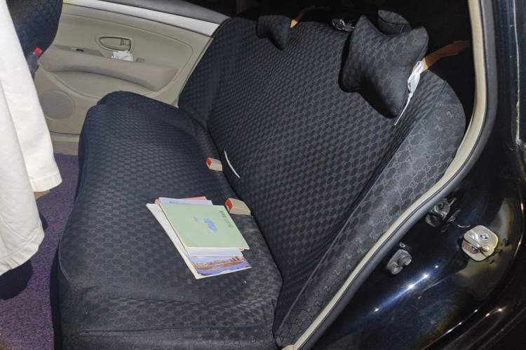 Used Nissan Sylphy 2012 Classic 1.6XE Automatic Comfort Edition Left Rear Seat