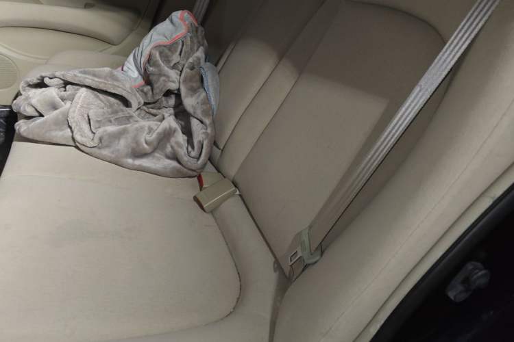 Used Nissan Sylphy 2012 Classic 1.6XE Manual Comfort Edition Left Rear Seat