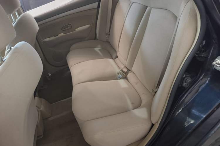 Used Nissan Sylphy 2012 Classic 1.6XE Manual Comfort Edition Left Rear Seat