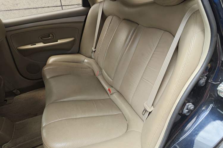 Used Nissan Sylphy 2012 Classic 1.6 XL Automatic Luxury Edition Left Rear Seat