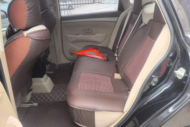 Used Nissan Sylphy 2012 Classic 1.6XE Manual Comfort Edition Left Rear Seat