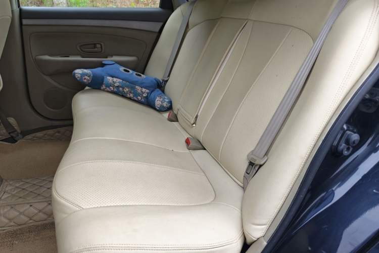 Used Nissan Sylphy 2012 Classic 1.6XE Manual Comfort Edition Left Rear Seat