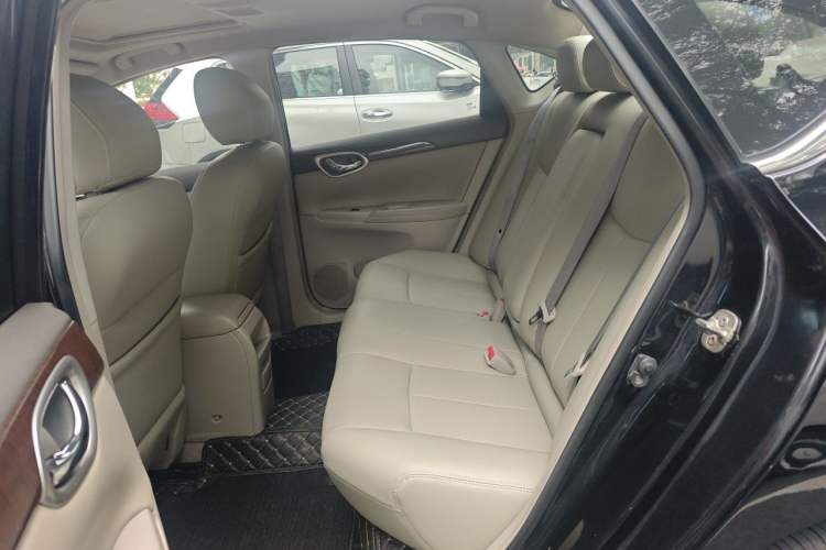 Used Nissan Sylphy 2012 1.6 XL CVT Luxury Edition Left Rear Seat