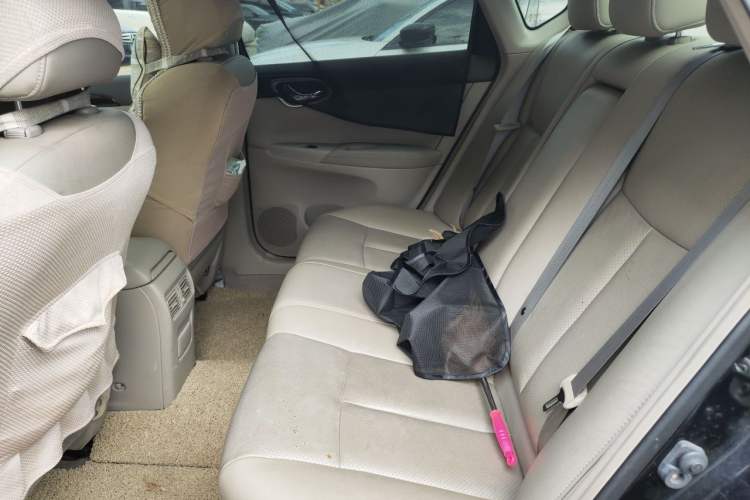 Used Nissan Sylphy 2012 1.8XL CVT Luxury Edition Left Rear Seat