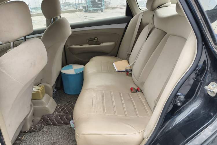 Used Nissan Sylphy 2012 Classic 1.6XE Manual Comfort Edition Left Rear Seat