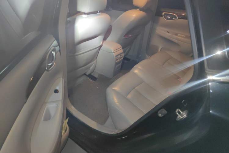 Used Nissan Sylphy 2012 1.8XL CVT Luxury Edition Left Rear Seat