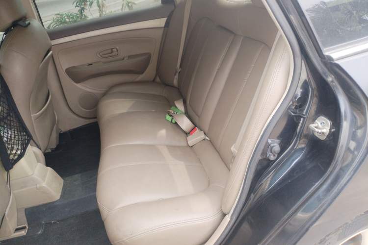 Used Nissan Sylphy 2012 Classic 1.6XE Automatic Comfort Edition Left Rear Seat