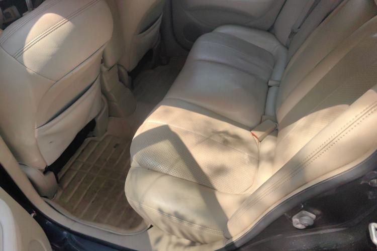Used Nissan Sylphy 2012 Classic 1.6XE Manual Comfort Edition Left Rear Seat