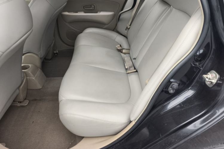 Used Nissan Sylphy 2012 Classic 1.6XE Manual Comfort Edition Left Rear Seat
