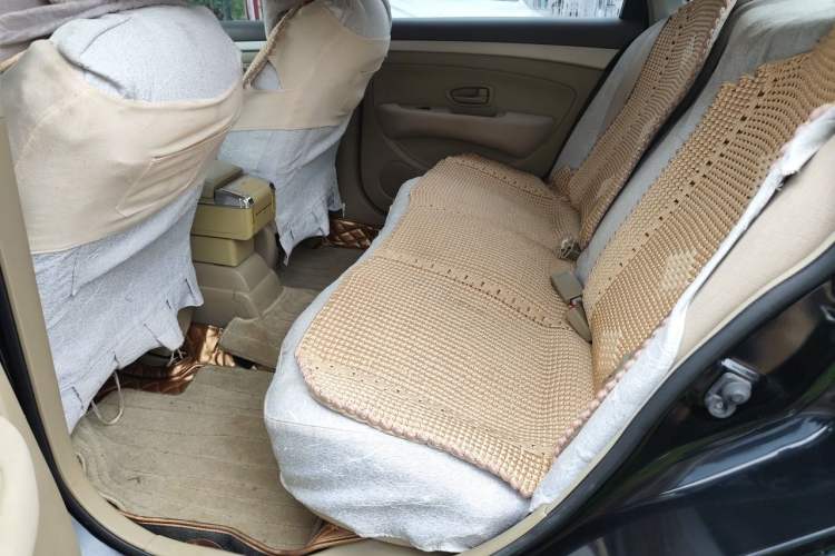 Used Nissan Sylphy 2012 Classic 1.6XE Manual Comfort Edition Left Rear Seat