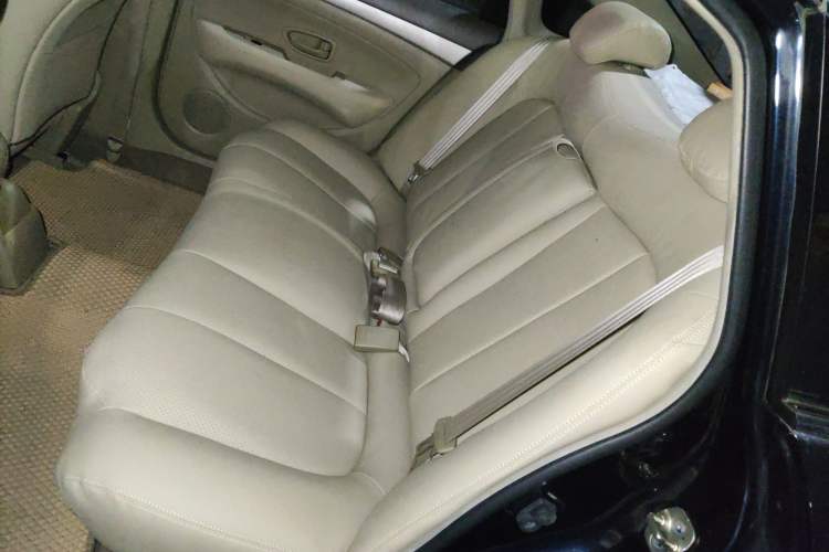 Used Nissan Sylphy 2012 Classic 1.6XE Manual Comfort Edition Left Rear Seat