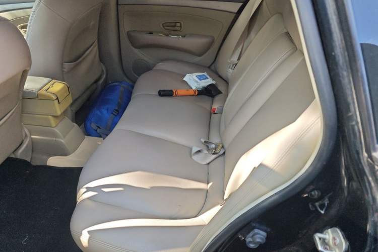 Used Nissan Sylphy 2012 Classic 1.6XE Manual Comfort Edition Left Rear Seat