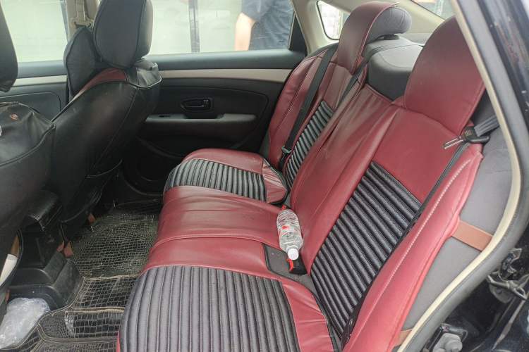 Used Nissan Sylphy 2012 Classic 1.6XE Manual Comfort Edition Left Rear Seat