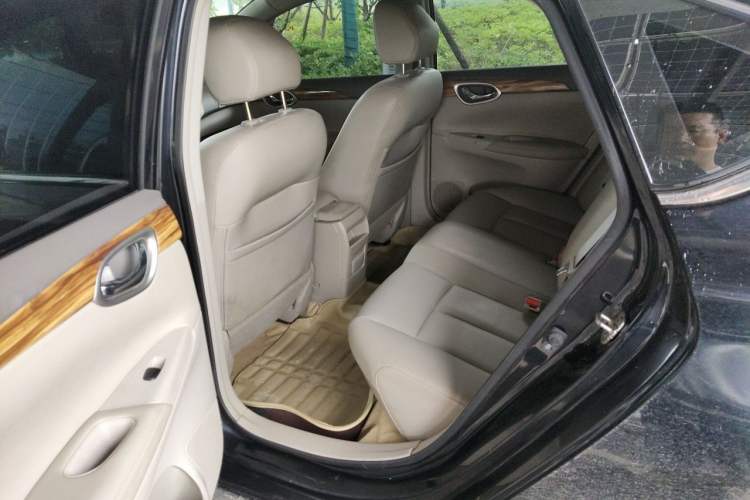 Used Nissan Sylphy 2012 1.6 XL Manual Luxury Edition Left Rear Seat