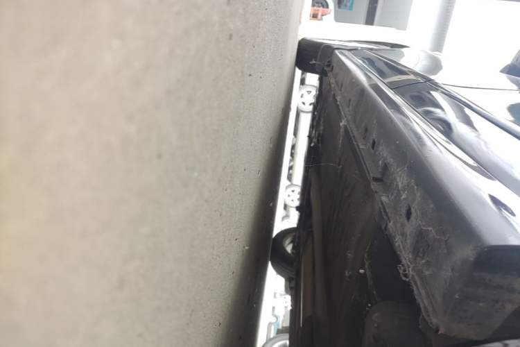 Used Nissan Sylphy 2012 Classic 1.6XE Automatic Comfort Edition Left Side Sill