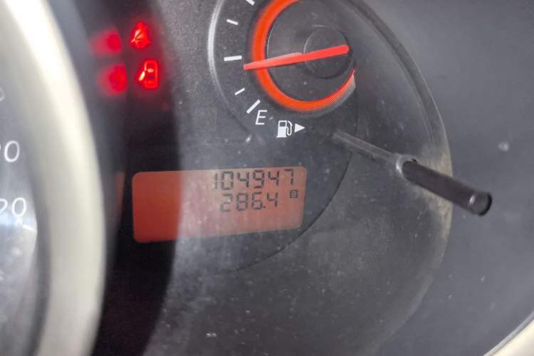 Used Nissan Sylphy 2012 Classic 1.6XE Manual Comfort Edition Odometer Close Up