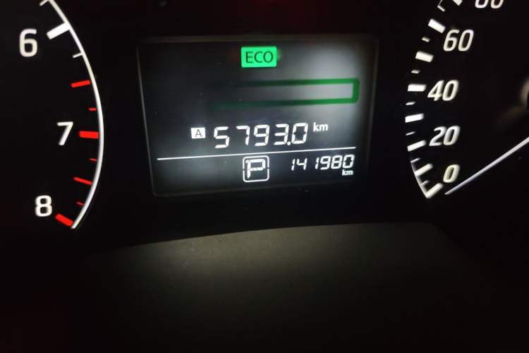 Used Nissan Sylphy 2012 1.6 XL CVT Luxury Edition Odometer Close Up