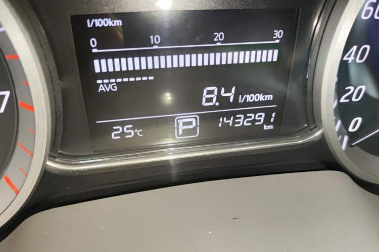Used Nissan Sylphy 2012 1.8XL CVT Luxury Edition Odometer Close Up