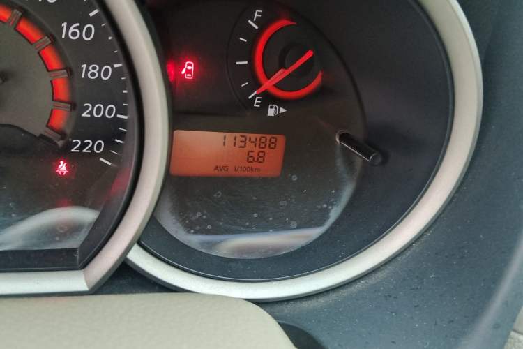 Used Nissan Sylphy 2012 Classic 1.6XE Manual Comfort Edition Odometer Close Up