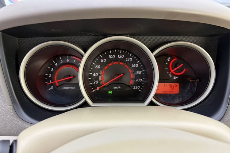 Used Nissan Sylphy 2012 Classic 1.6XE Automatic Comfort Edition Odometer Close Up