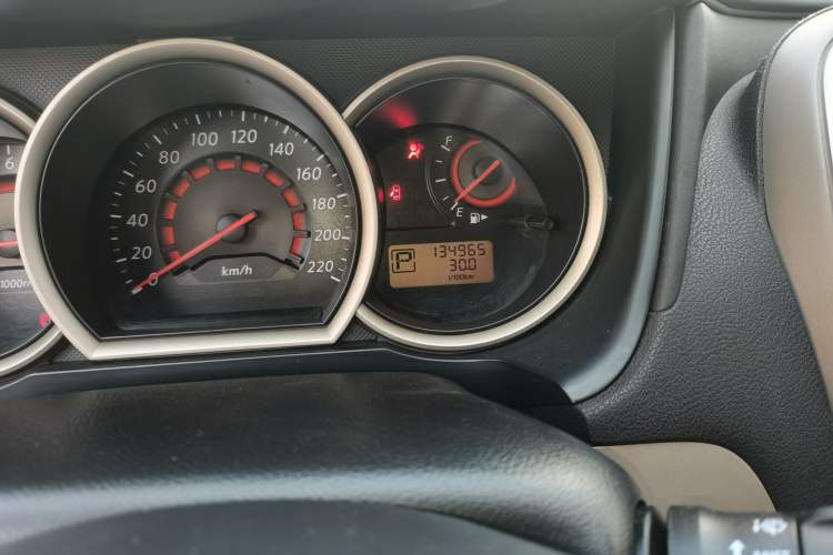 Used Nissan Sylphy 2012 Classic 1.6XE Automatic Comfort Edition Odometer Close Up
