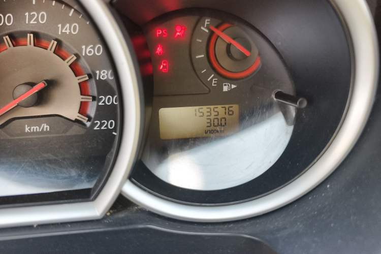 Used Nissan Sylphy 2012 Classic 1.6XE Manual Comfort Edition Odometer Close Up