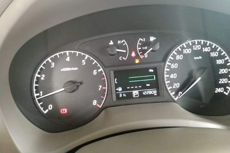 Used Nissan Sylphy 2012 1.6 XL CVT Luxury Edition Odometer Close Up
