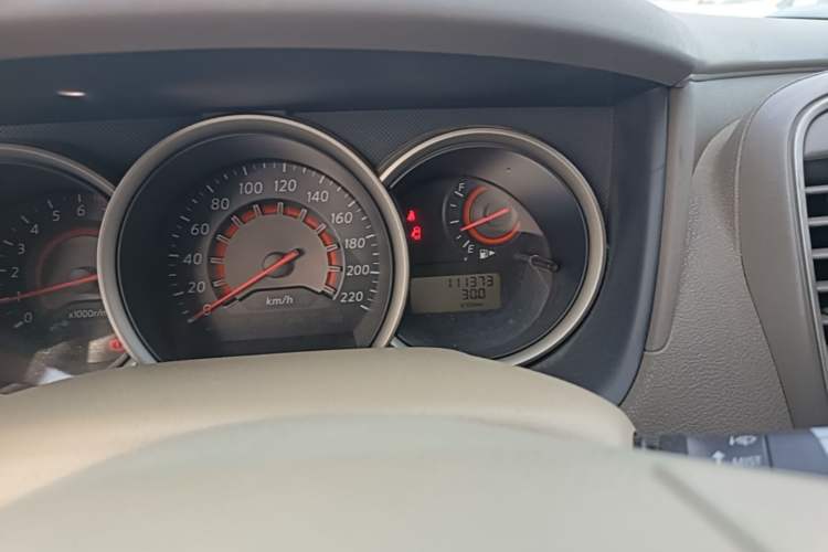 Used Nissan Sylphy 2012 Classic 1.6XE Manual Comfort Edition Odometer Close Up