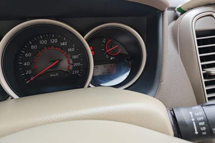 Used Nissan Sylphy 2012 Classic 1.6 XL Automatic Luxury Edition Odometer Close Up