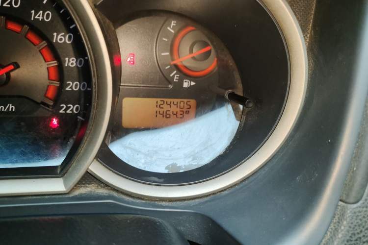 Used Nissan Sylphy 2012 Classic 1.6XE Manual Comfort Edition Odometer Close Up