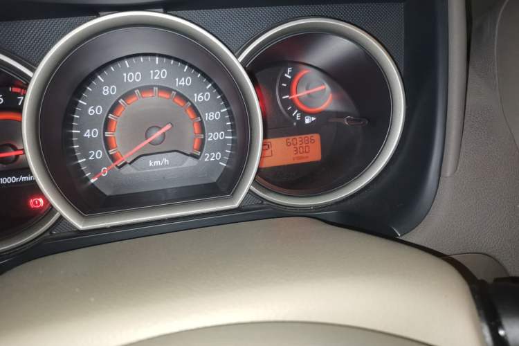 Used Nissan Sylphy 2012 Classic 1.6XE Automatic Comfort Edition Odometer Close Up