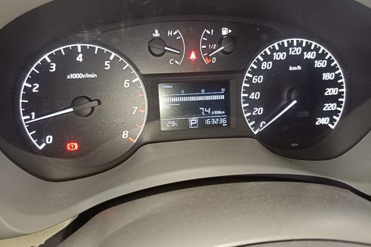Used Nissan Sylphy 2012 1.6 XL CVT Luxury Edition Odometer Close Up