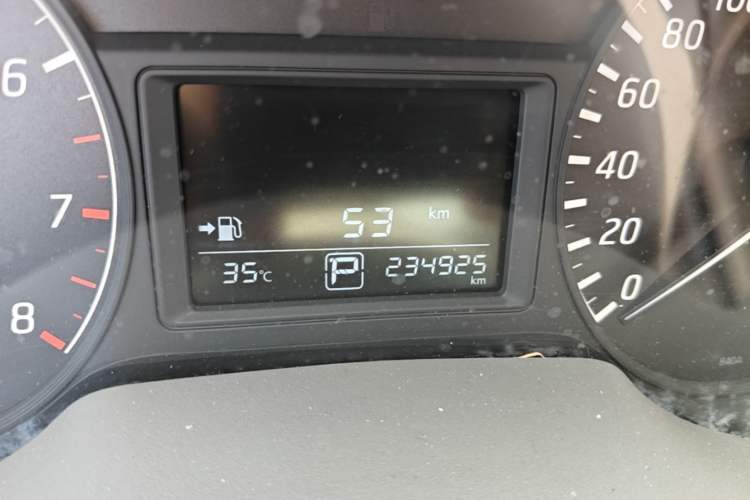 Used Nissan Sylphy 2012 1.6 XL CVT Luxury Edition Odometer Close Up