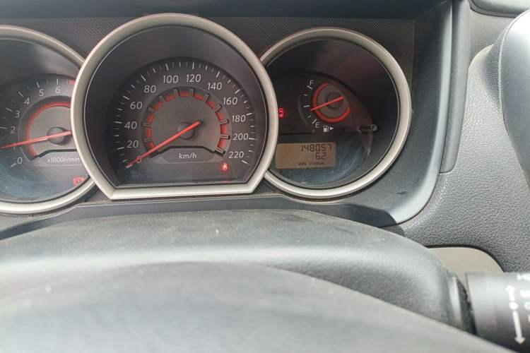 Used Nissan Sylphy 2012 Classic 1.6XE Manual Comfort Edition Odometer Close Up
