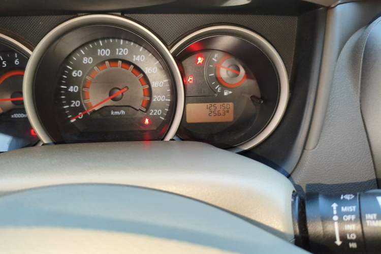 Used Nissan Sylphy 2012 Classic 1.6XE Manual Comfort Edition Odometer Close Up