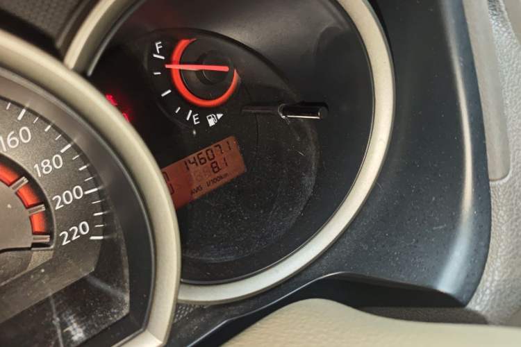 Used Nissan Sylphy 2012 Classic 1.6 XL Automatic Luxury Edition Odometer Close Up