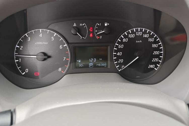 Used Nissan Sylphy 2012 1.6 XL CVT Luxury Edition Odometer Close Up