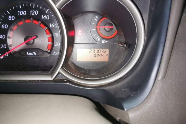 Used Nissan Sylphy 2012 Classic 1.6XL Manual Luxury Edition Odometer Close Up
