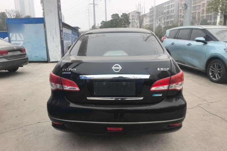 Used Nissan Sylphy 2012 Classic 1.6XE Manual Comfort Edition Rear