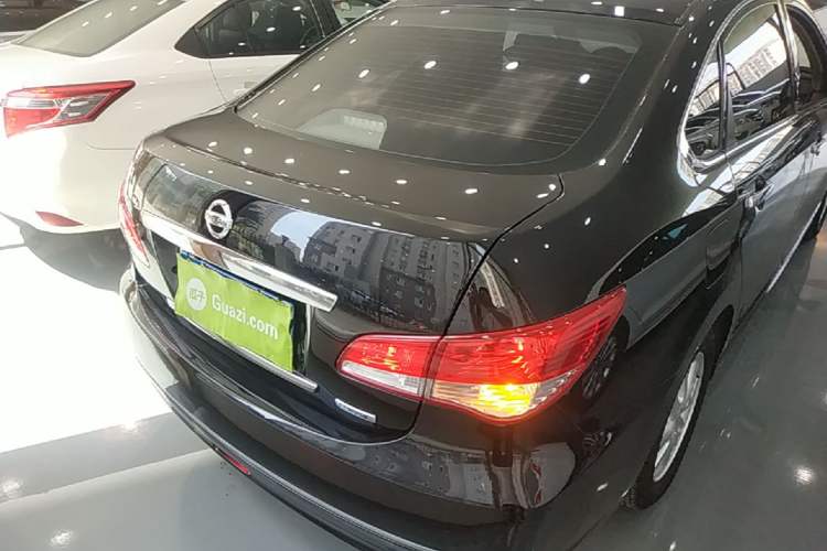 Used Nissan Sylphy 2012 Classic 1.6XE Manual Comfort Edition Rear