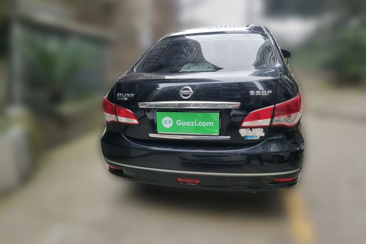 Used Nissan Sylphy 2012 Classic 1.6XE Manual Comfort Edition Rear
