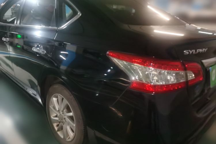 Used Nissan Sylphy 2012 1.6 XL CVT Luxury Edition Rear Left 45 Deg