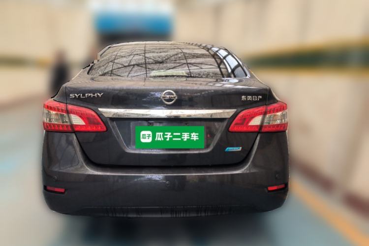 Used Nissan Sylphy 2012 1.6 XL Manual Luxury Edition Rear