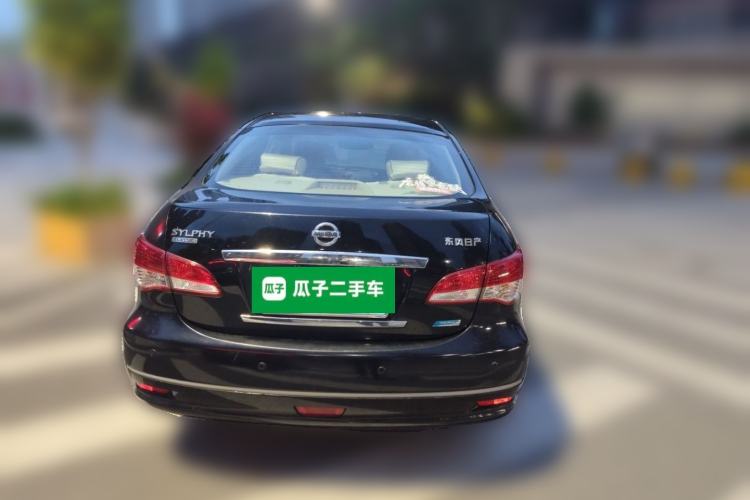 Used Nissan Sylphy 2012 Classic 1.6XE Manual Comfort Edition Rear
