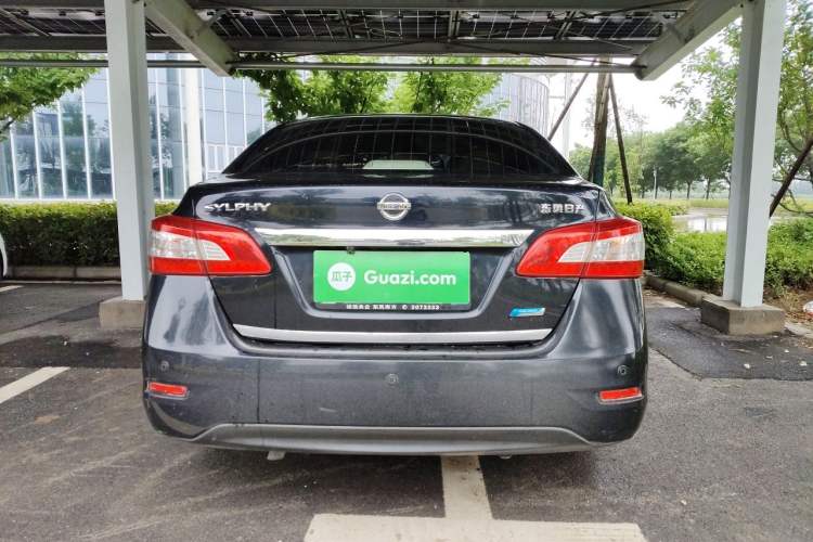 Used Nissan Sylphy 2012 1.6 XL Manual Luxury Edition Rear