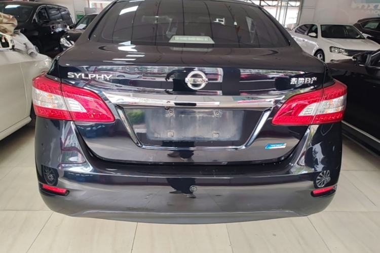 Used Nissan Sylphy 2012 1.6 XL Manual Luxury Edition Rear