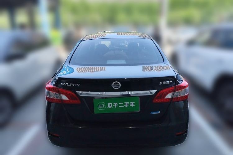 Used Nissan Sylphy 2012 1.6 XL Manual Luxury Edition Rear